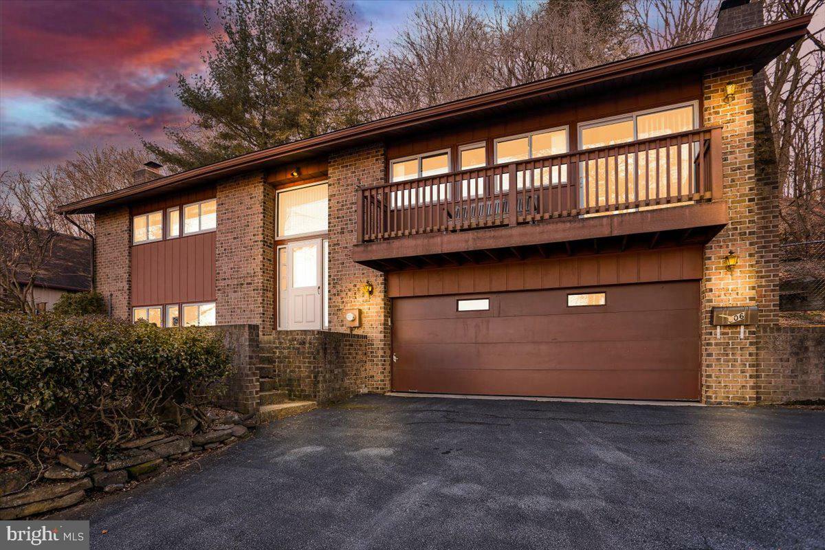 Property Photo:  306 4th Street  PA 19607 