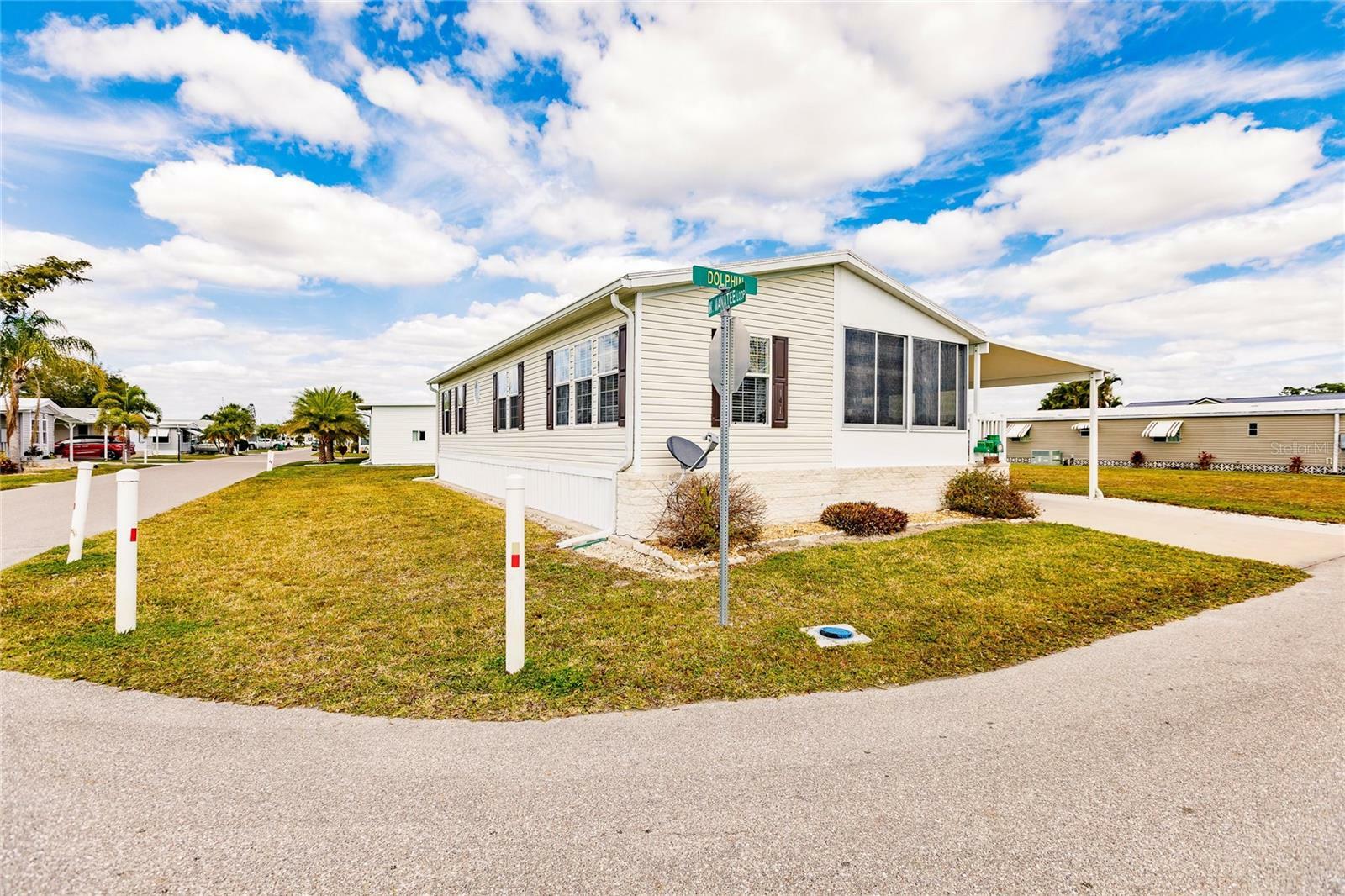 Property Photo:  191 Dolphin Parkway  FL 33950 