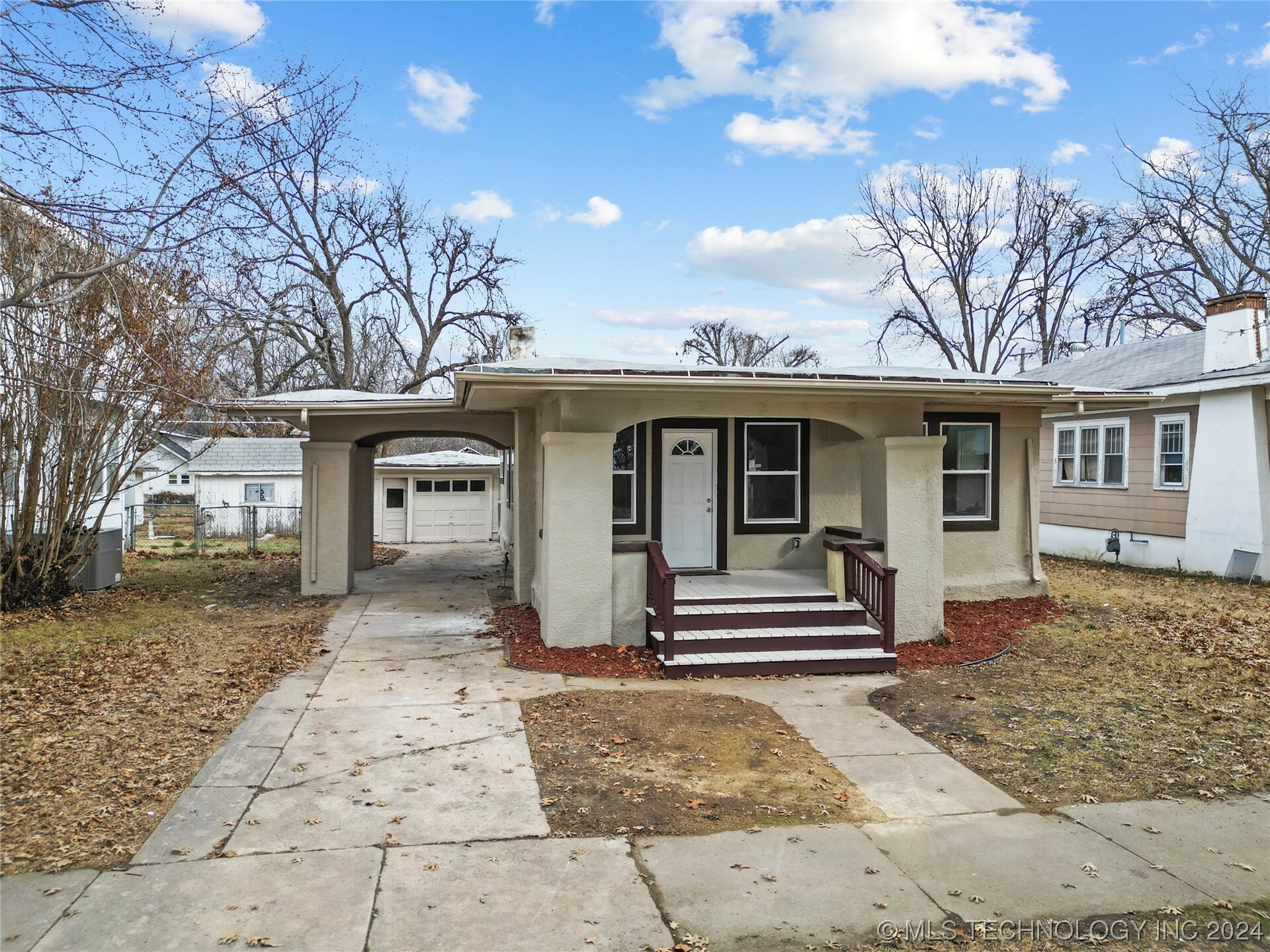 Property Photo:  1320 S Keeler Avenue  OK 74003 