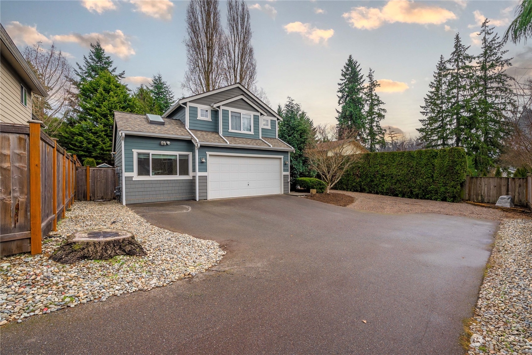Property Photo:  7513 NE 195th Street  WA 98028 