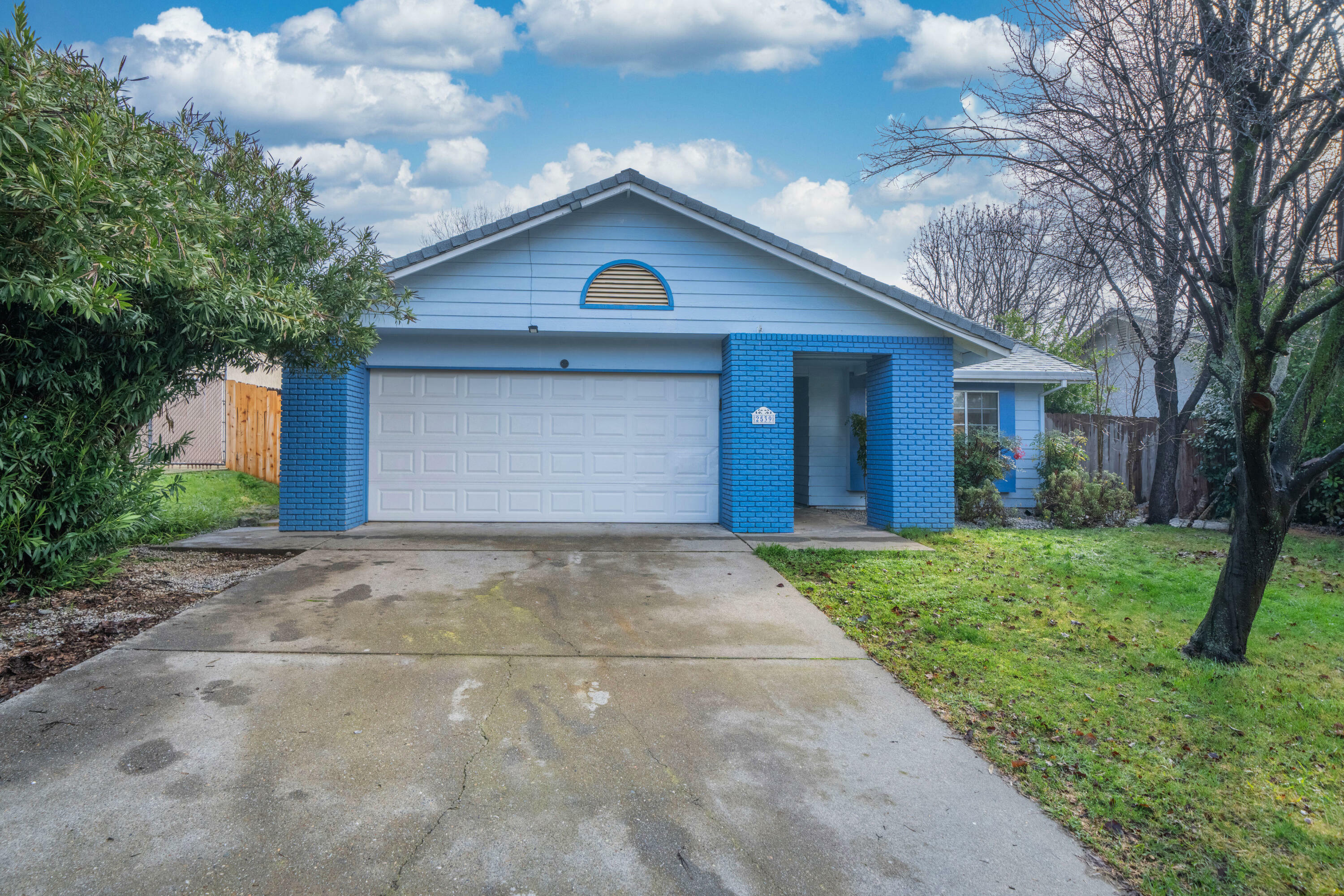 Property Photo:  2539 Yana Avenue  CA 96002 