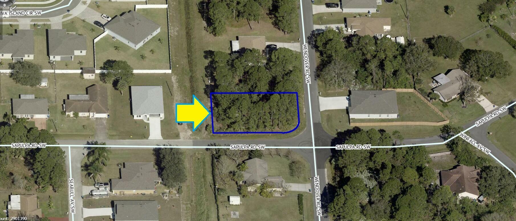 Property Photo:  290 Wendover Road SW  FL 32908 