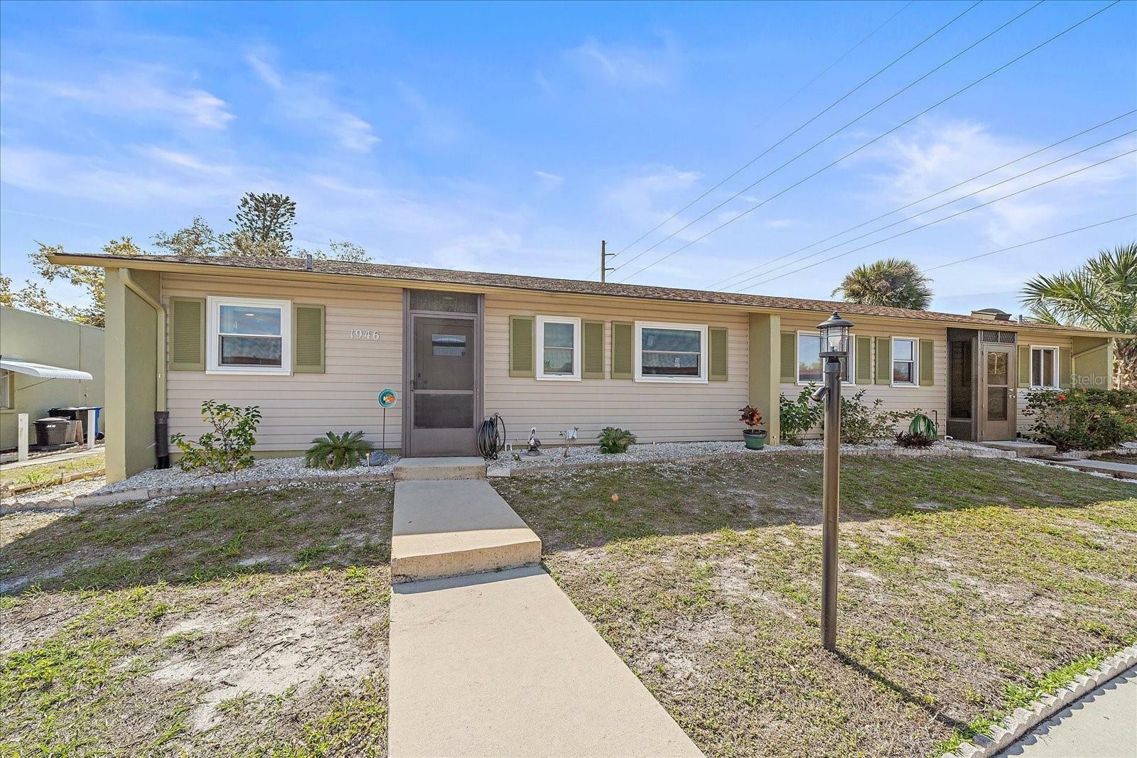 Property Photo:  1946 Settlement Road 24  FL 34285 