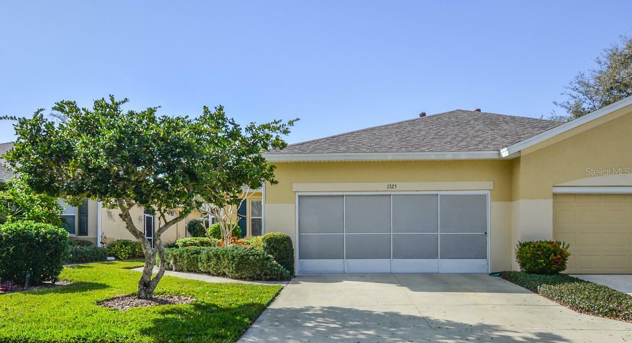 Property Photo:  1325 Fairway Greens Drive 0  FL 33573 