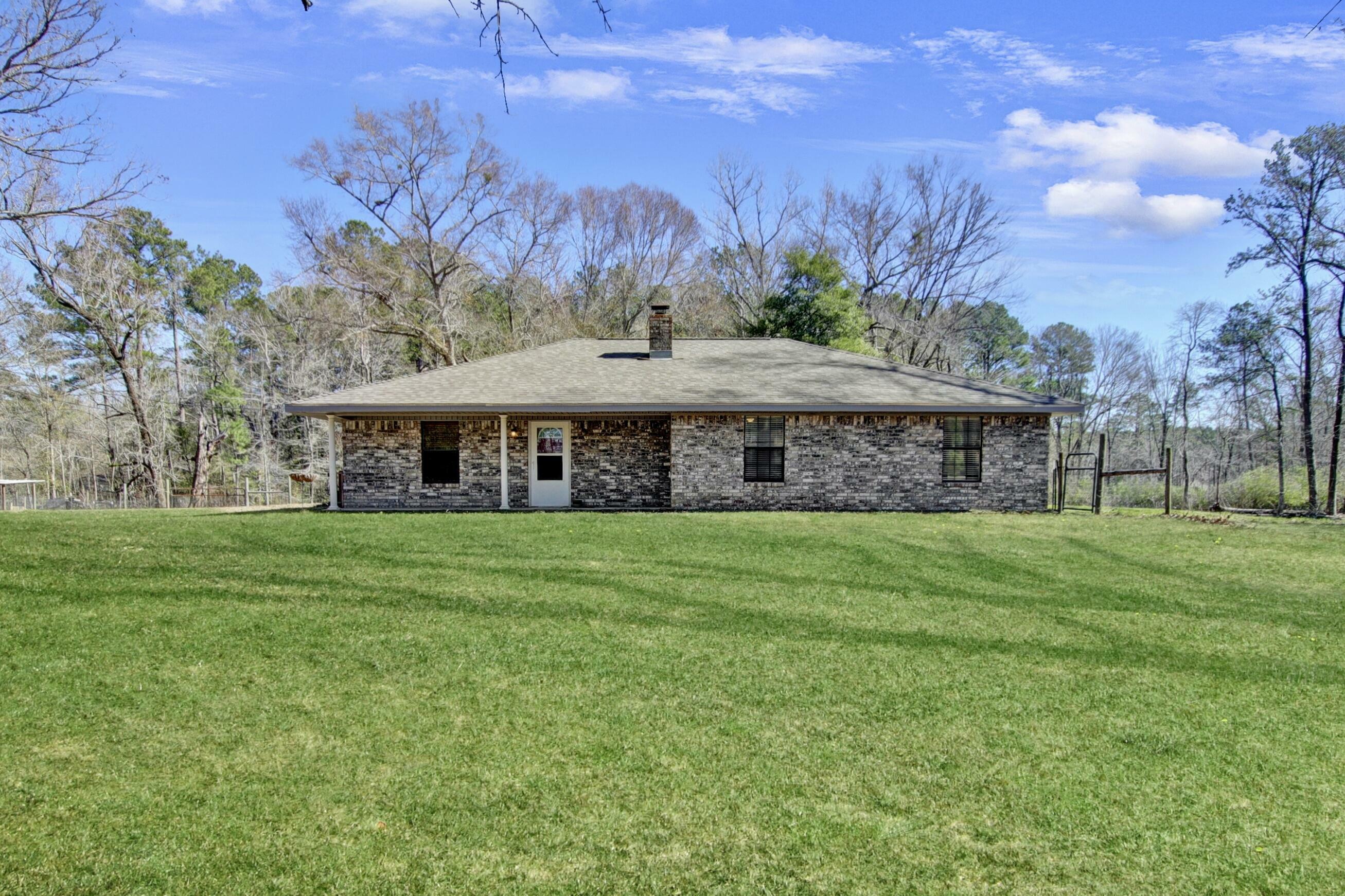 7739 Kurthwood Rd  Leesville LA 71446 photo