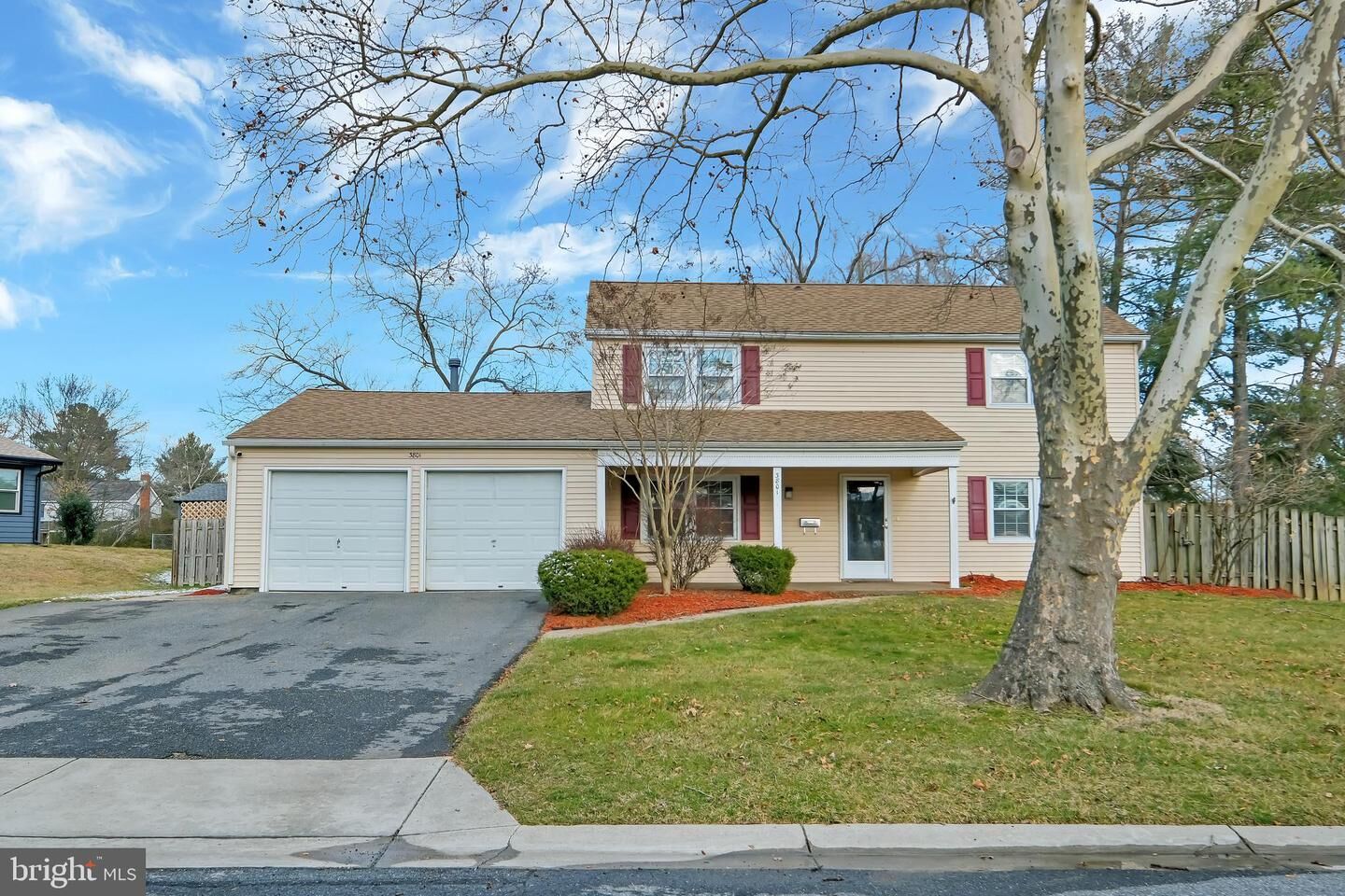 Property Photo: 3801 Waldorf Way MD 20715