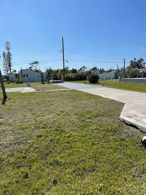 Property Photo:  310 Calle Liana  FL 34224 