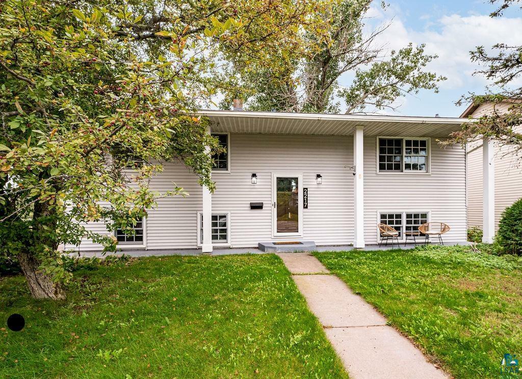 Property Photo:  2217 Minnesota Ave  MN 55802 