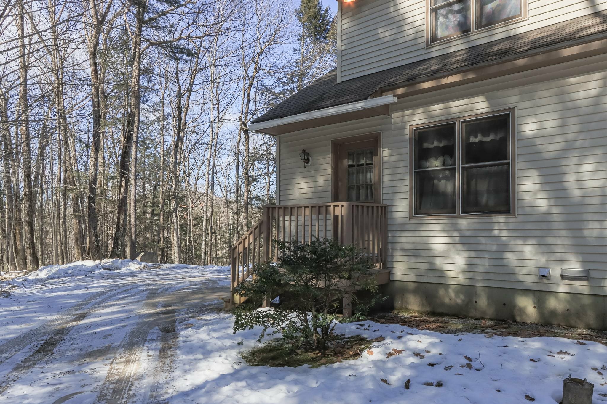 Property Photo:  93 Bedford Road  NH 03070 
