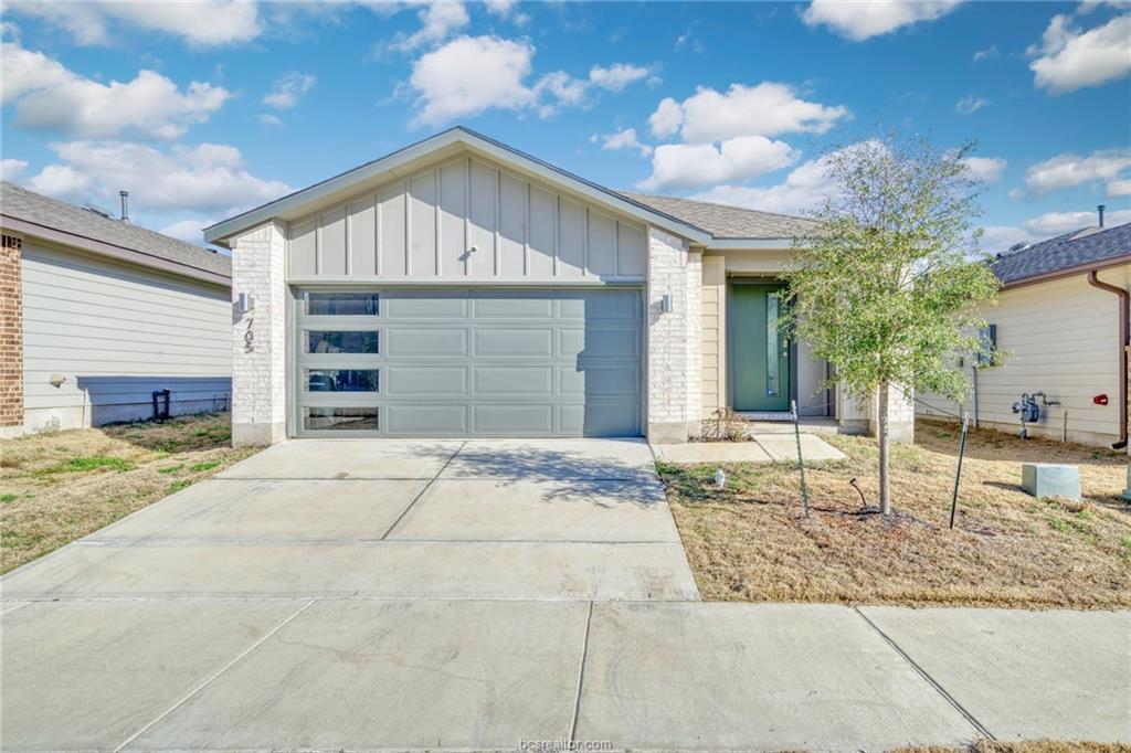 Property Photo: 705 Granger Lane TX 77845-2169