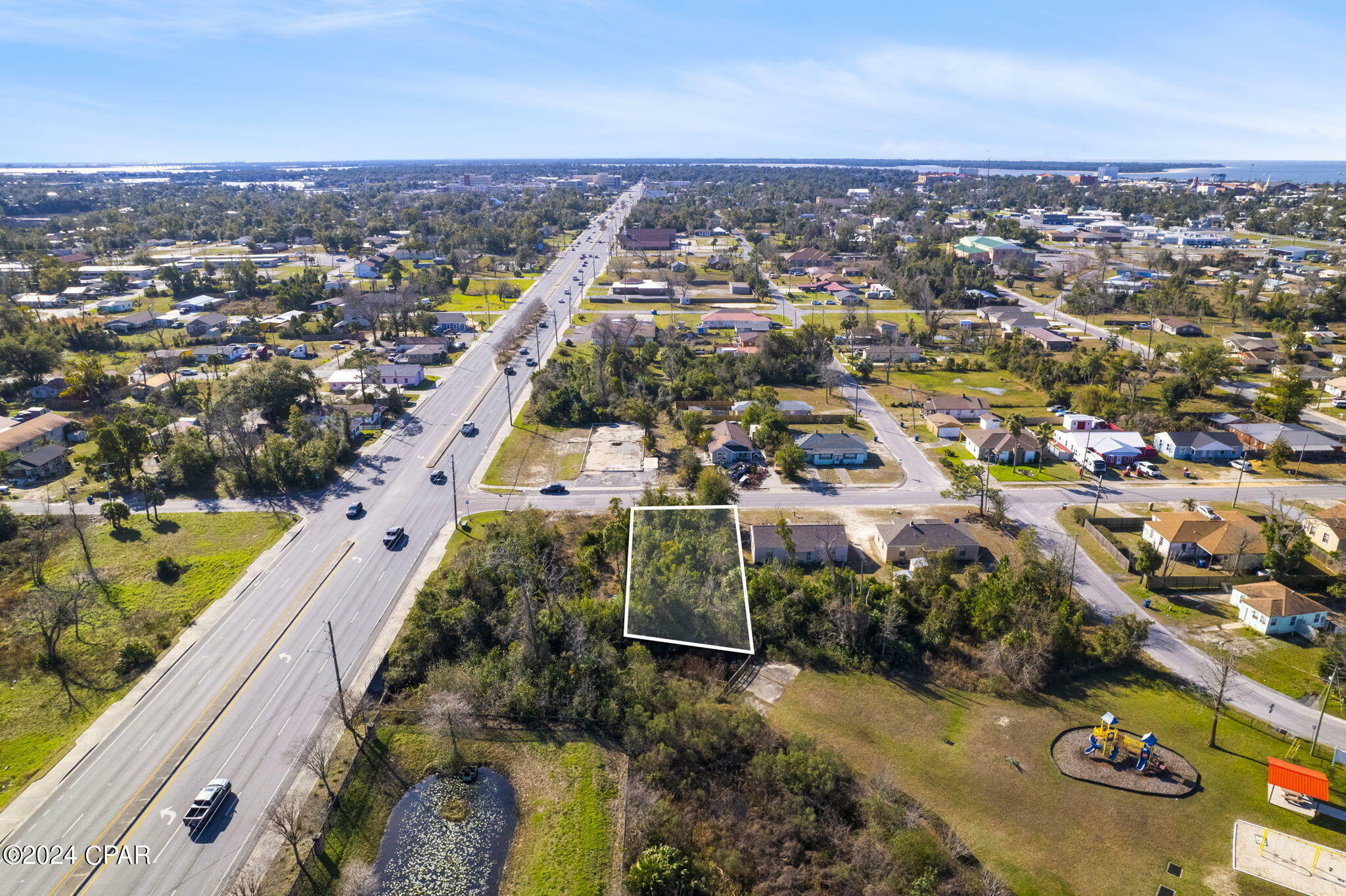 Property Photo:  627 E 13th Street  FL 32401 