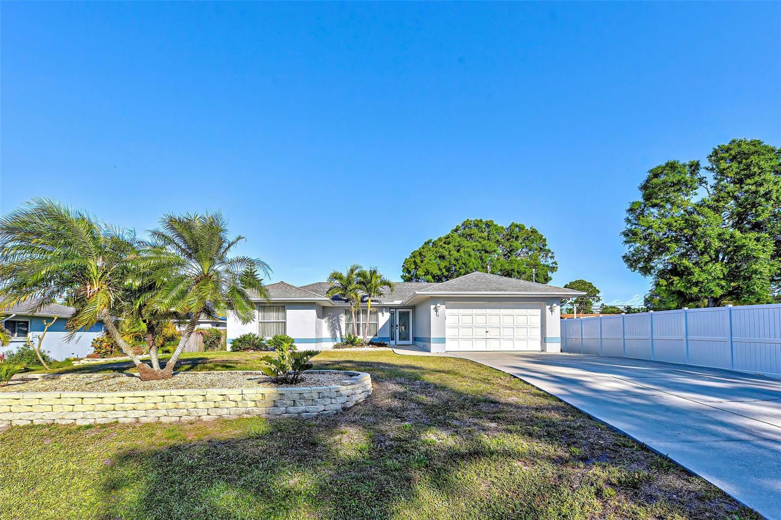 Property Photo:  90 Palmetto Drive  FL 34293 