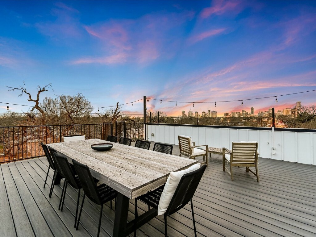 Property Photo:  2202 E 12 Street A  TX 78702 