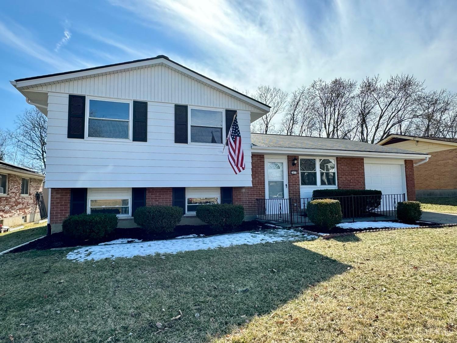 Property Photo: 2859 Kingman Drive OH 45251