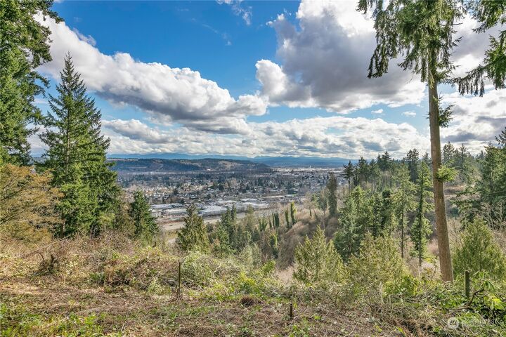 Property Photo:  5613 S 362nd Place  WA 98001 