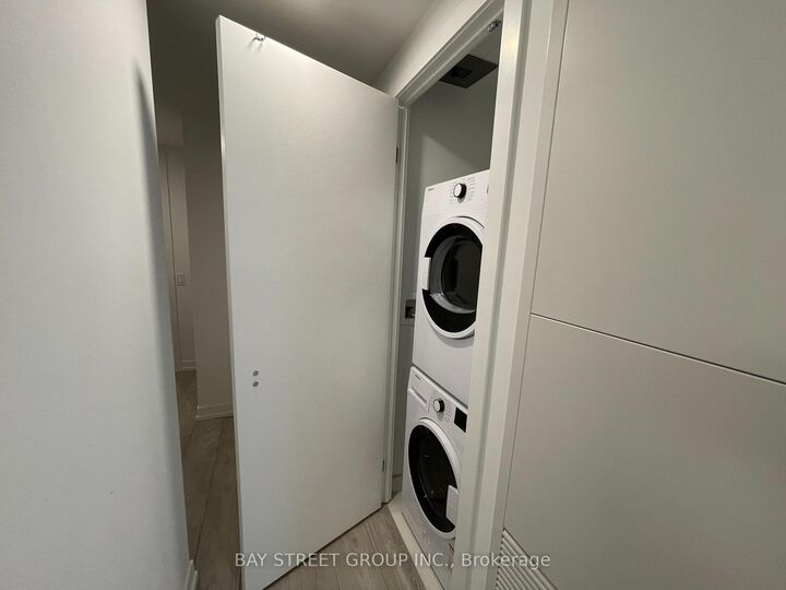 Property Photo: 82 Dalhousie Street 2701 ON M5B 0C5