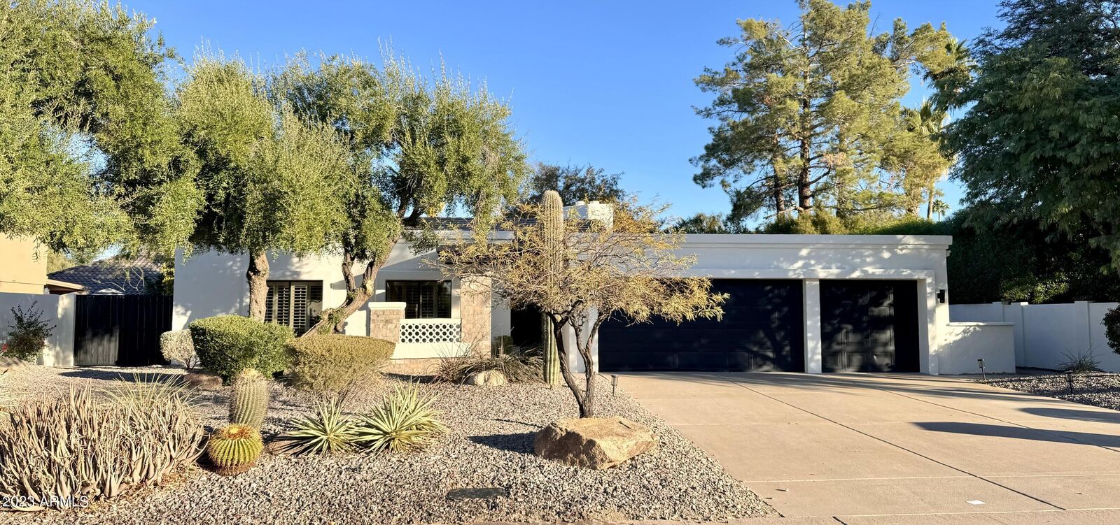 Property Photo: 10166 E Clinton Street AZ 85260