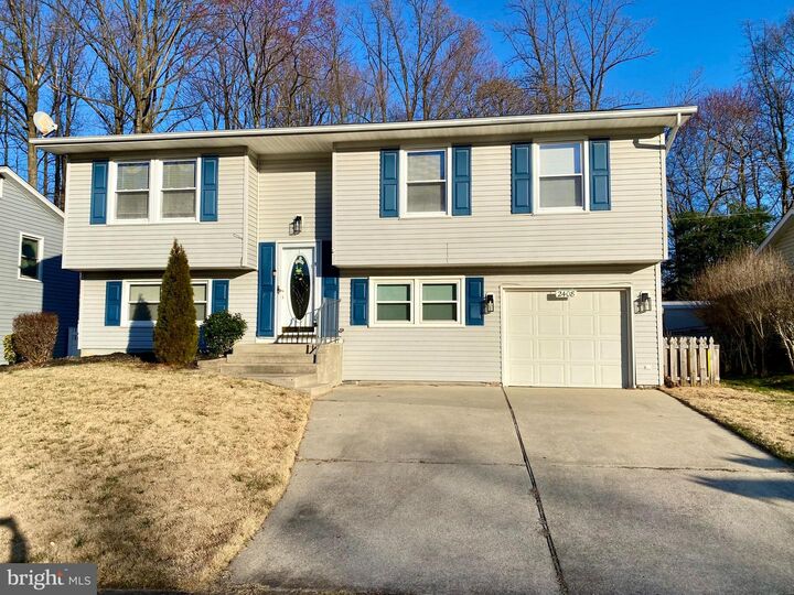 2408 Sunshine Way  Gambrills MD 21054 photo