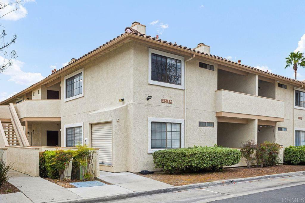 Property Photo:  3529 Paseo De Elenita 182  CA 92056 