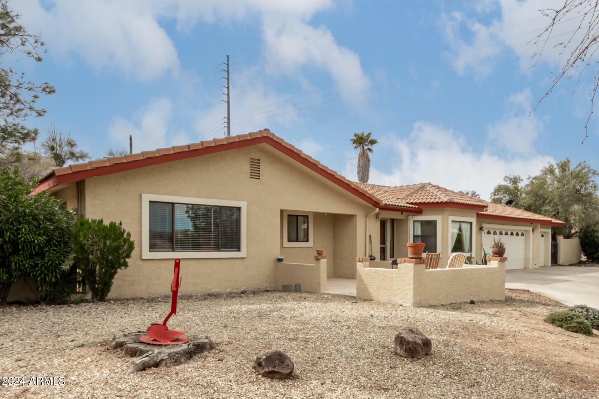 Property Photo:  785 W Santa Fe Drive  AZ 85390 