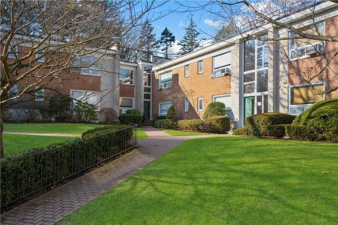Property Photo: 16 Channing Place 2L NY 10709