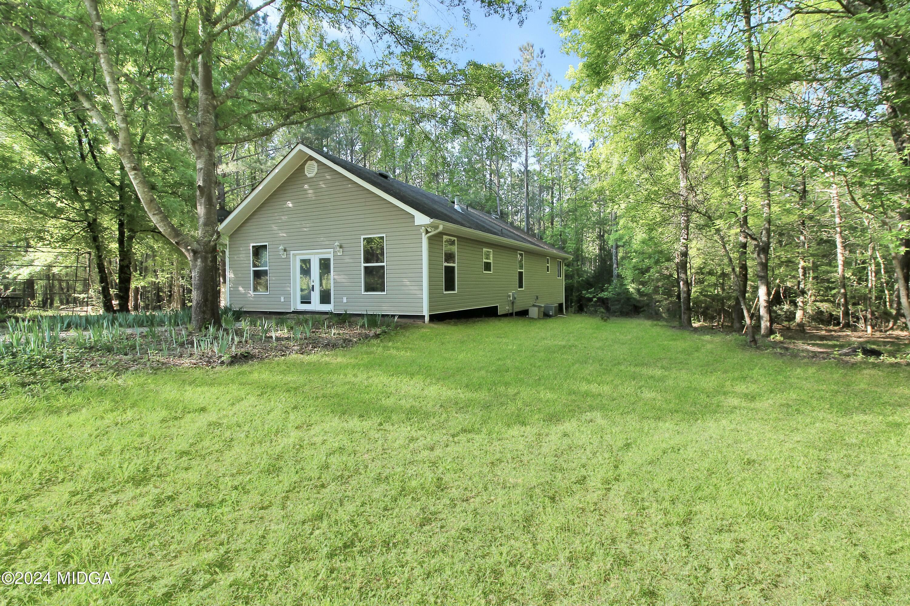 Property Photo:  320 Joe Lane Road  GA 30233 