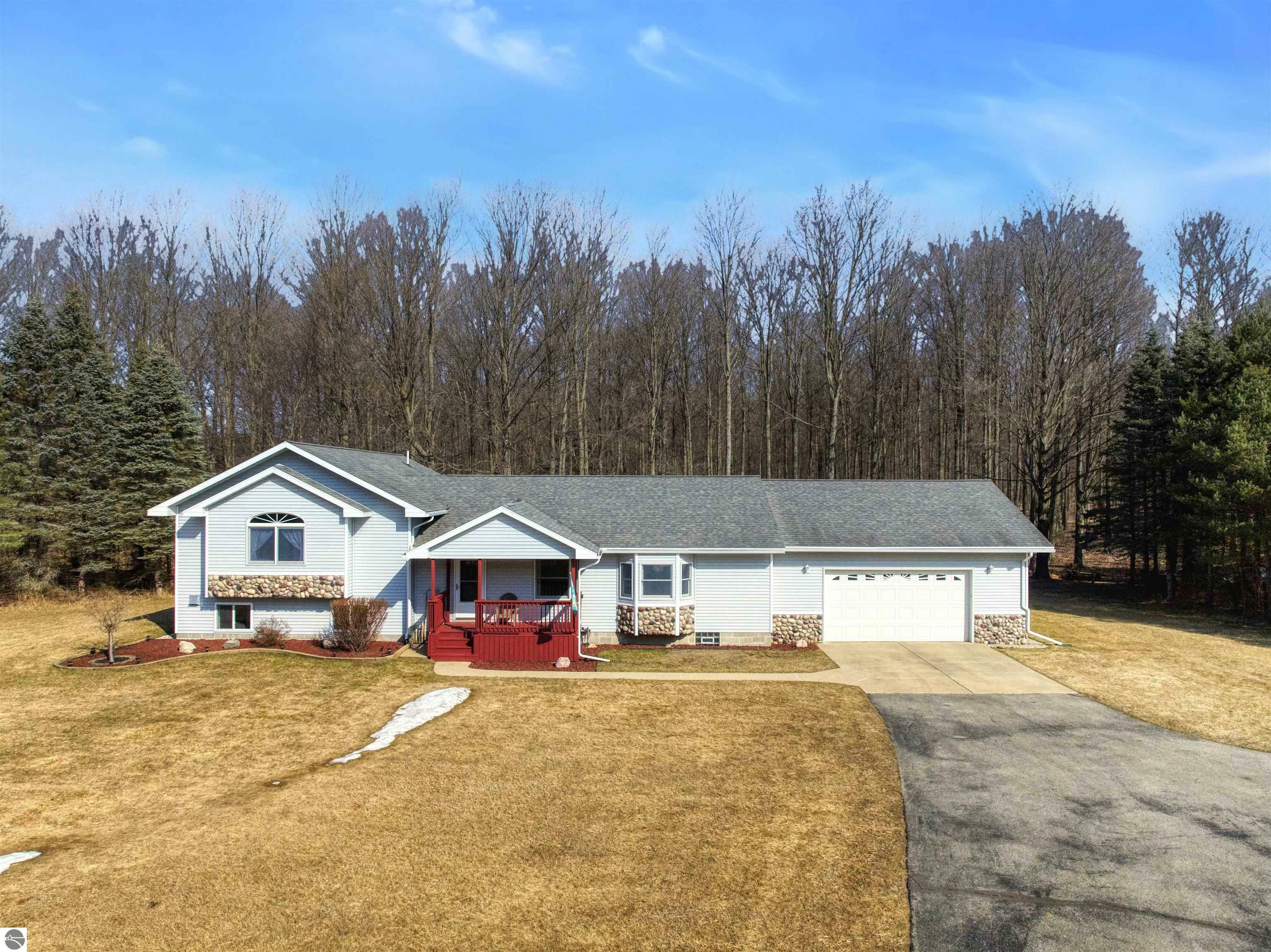 Property Photo:  482 W 38 Road  MI 49618 