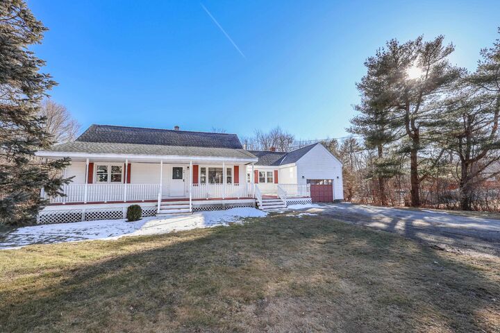 76 Jericho Road  Pelham NH 03076 photo