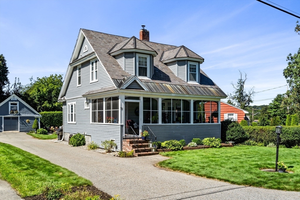Property Photo:  52 Rivercliff Rd  MA 01852 