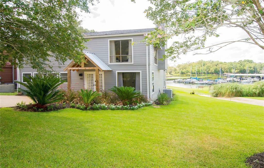 Property Photo:  190 Harbour Row Drive  TX 77331 