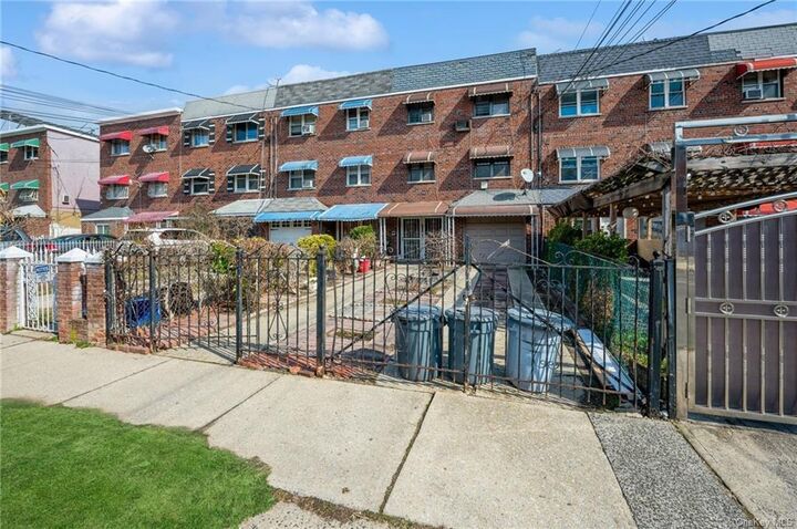 436 Olmstead Avenue  Bronx NY 10473 photo