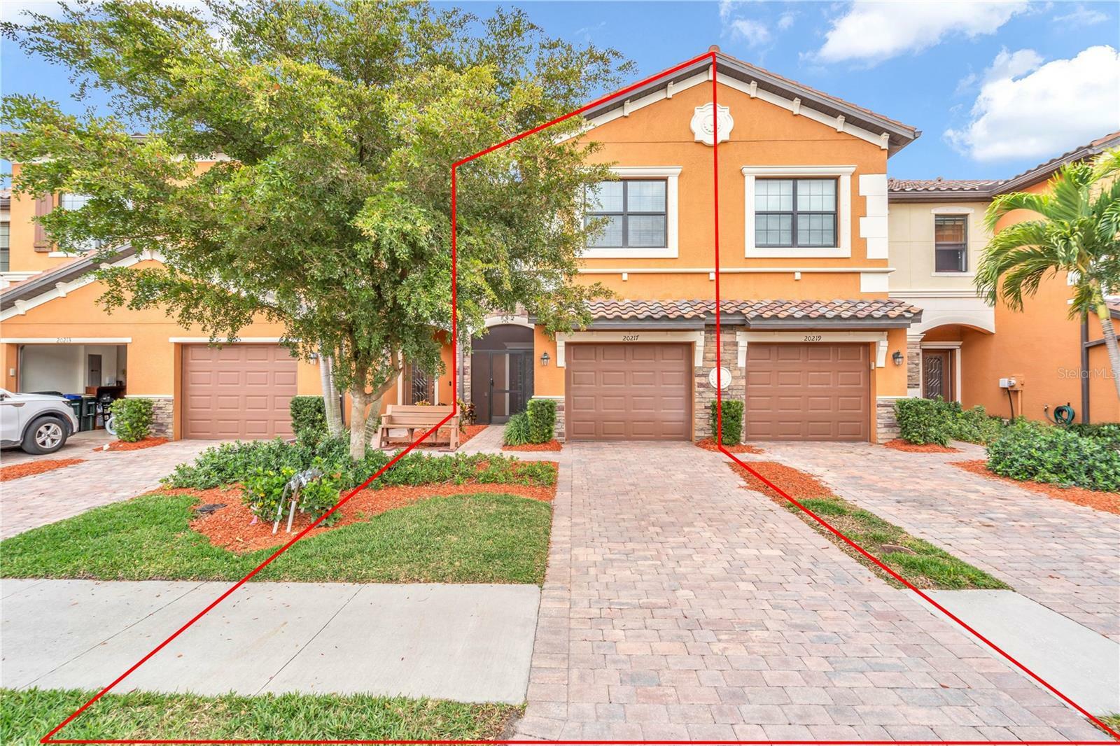 Property Photo:  20217 Lagente Circle  FL 34293 