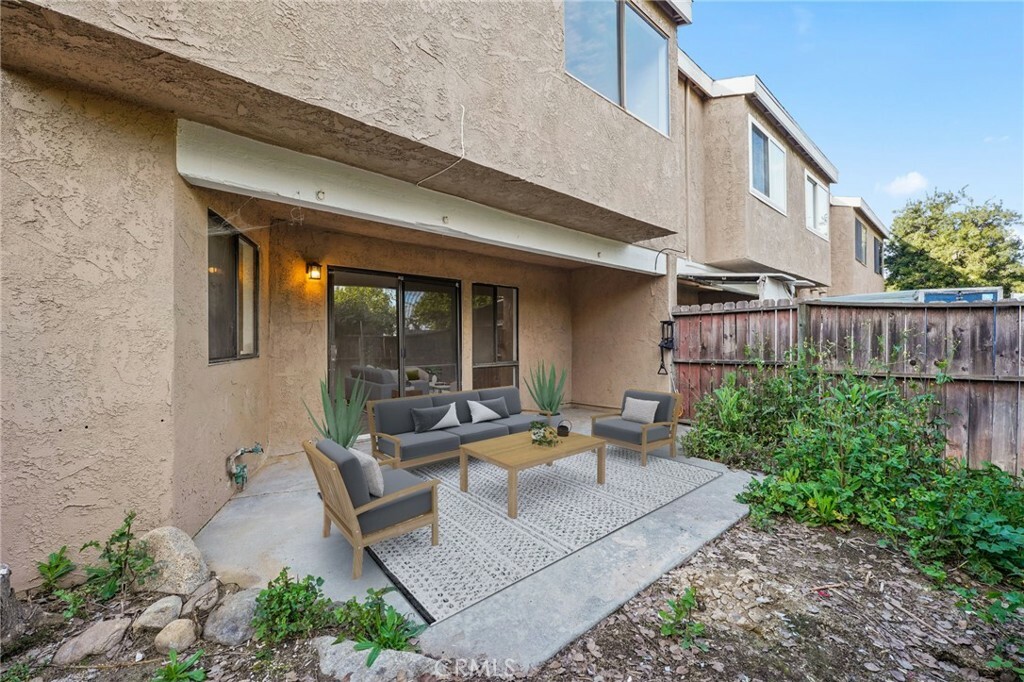 Property Photo:  44577 La Paz Road  CA 92592 