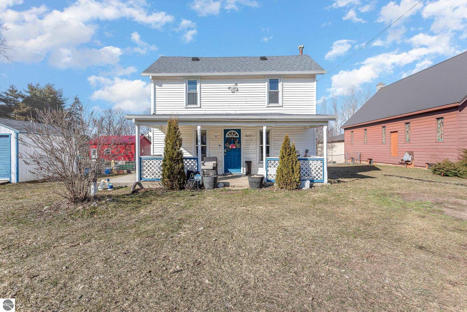 Property Photo:  2615 E Maple Rapids Road  MI 48831 