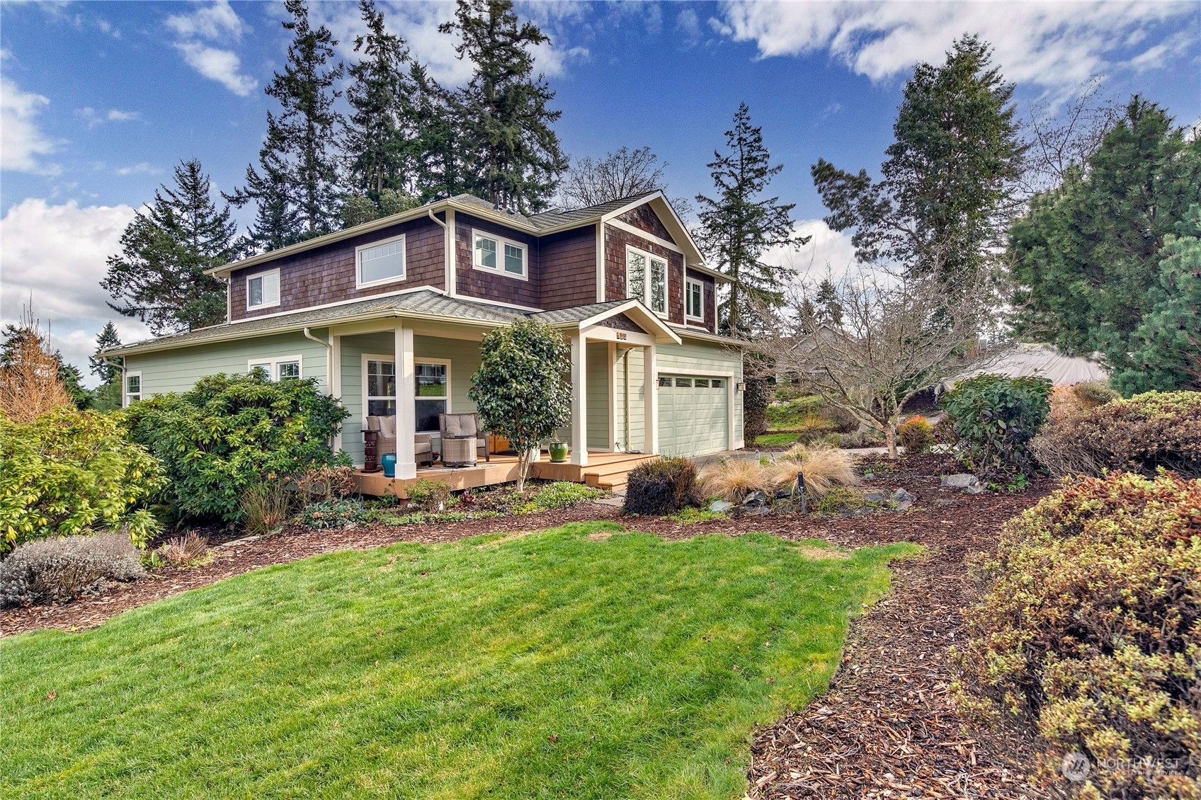 Property Photo:  172 N Lyter Avenue  WA 98368 