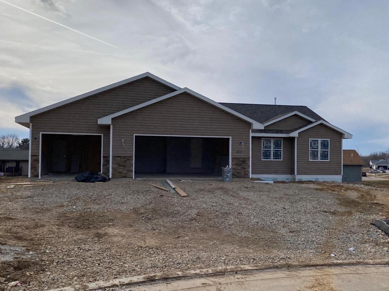 Property Photo: 1017 Plum Court WI 53546