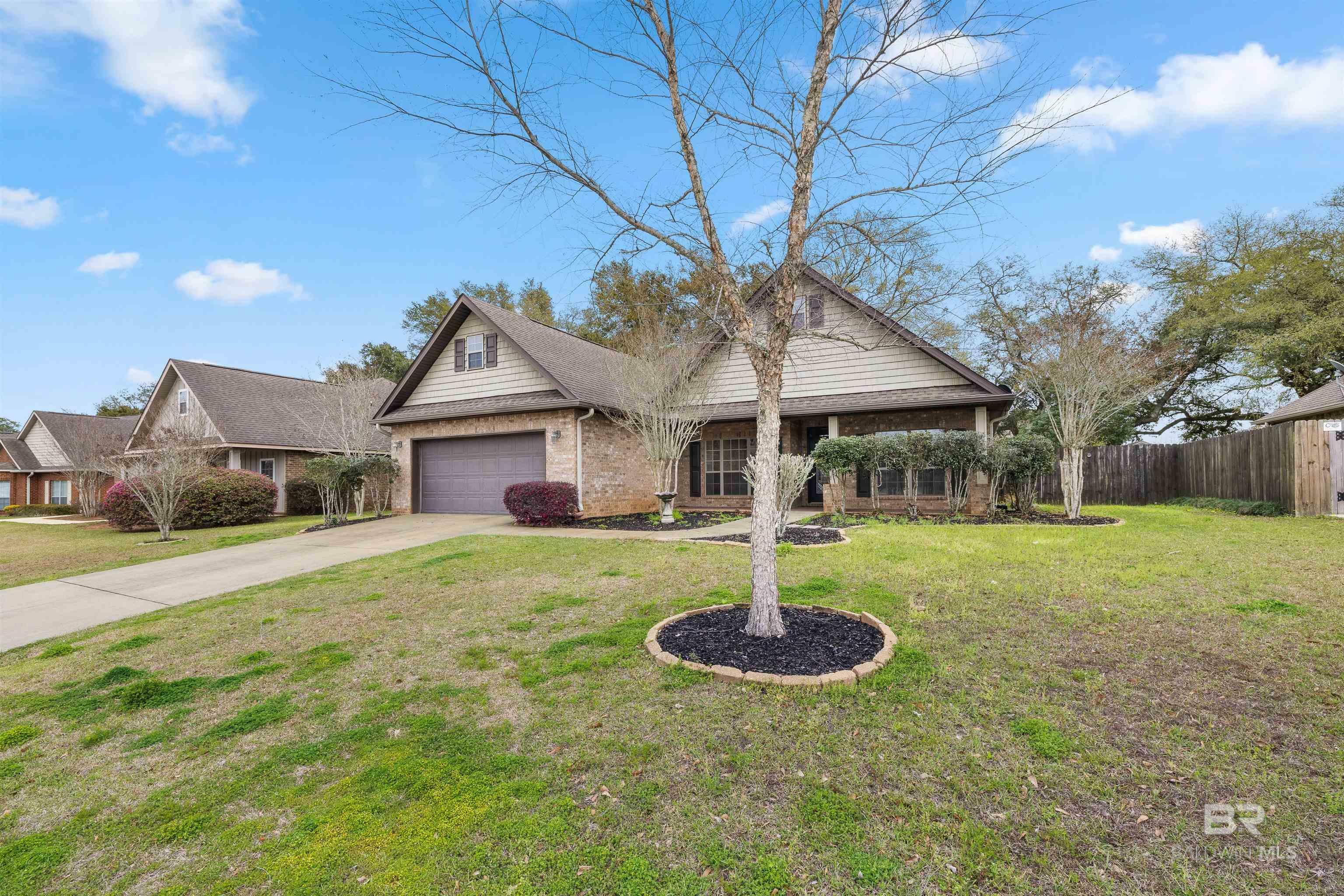Property Photo: 24226 Tullamore Drive AL 36526