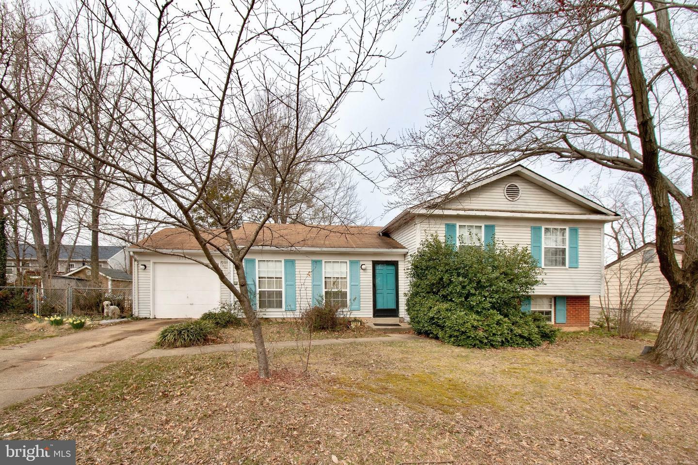 Property Photo:  1238 Summerfield Drive  VA 20170 