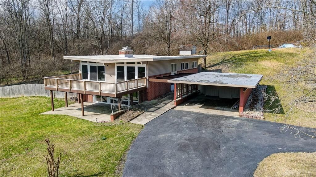Property Photo: 600 White Oak Drive OH 45504