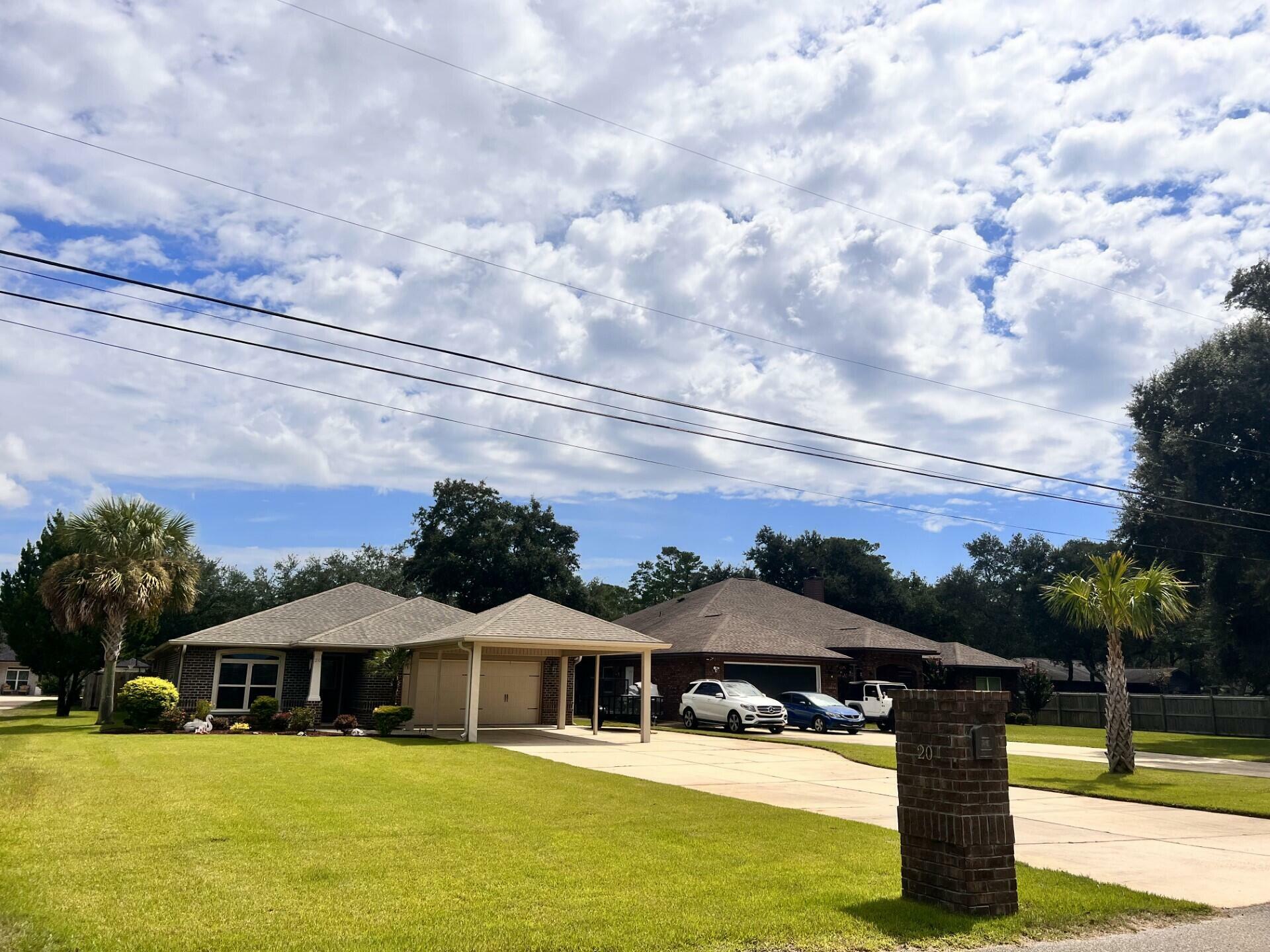 Property Photo:  20 Warwick Drive  FL 32579 