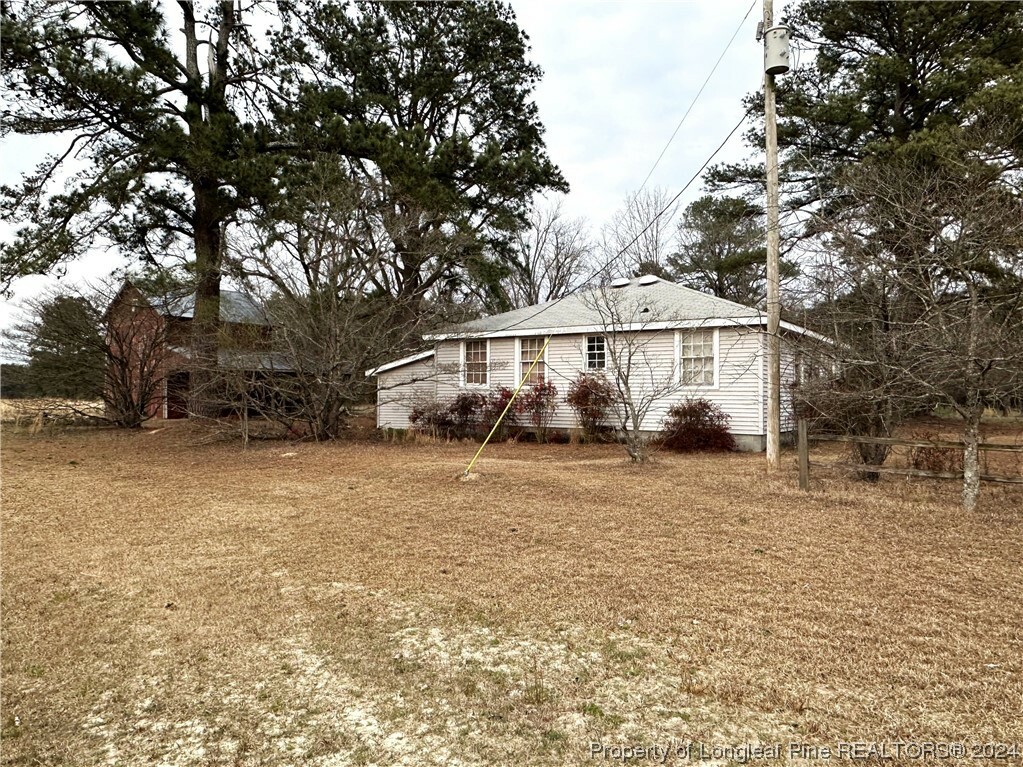 Property Photo:  209 Bear Lane  NC 28360 