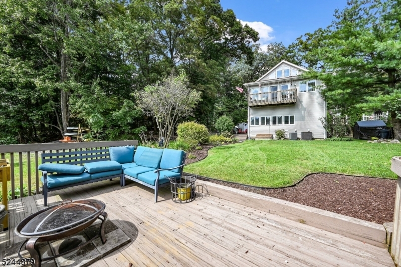 Property Photo:  377 Lake Shore Dr  NJ 07421 