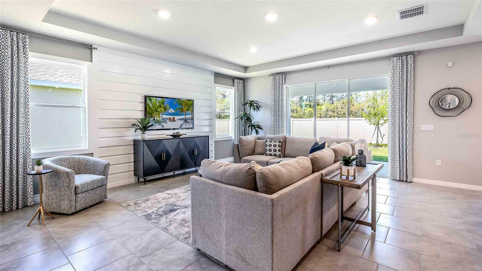 Property Photo: 5917 SW 46th Drive FL 32608