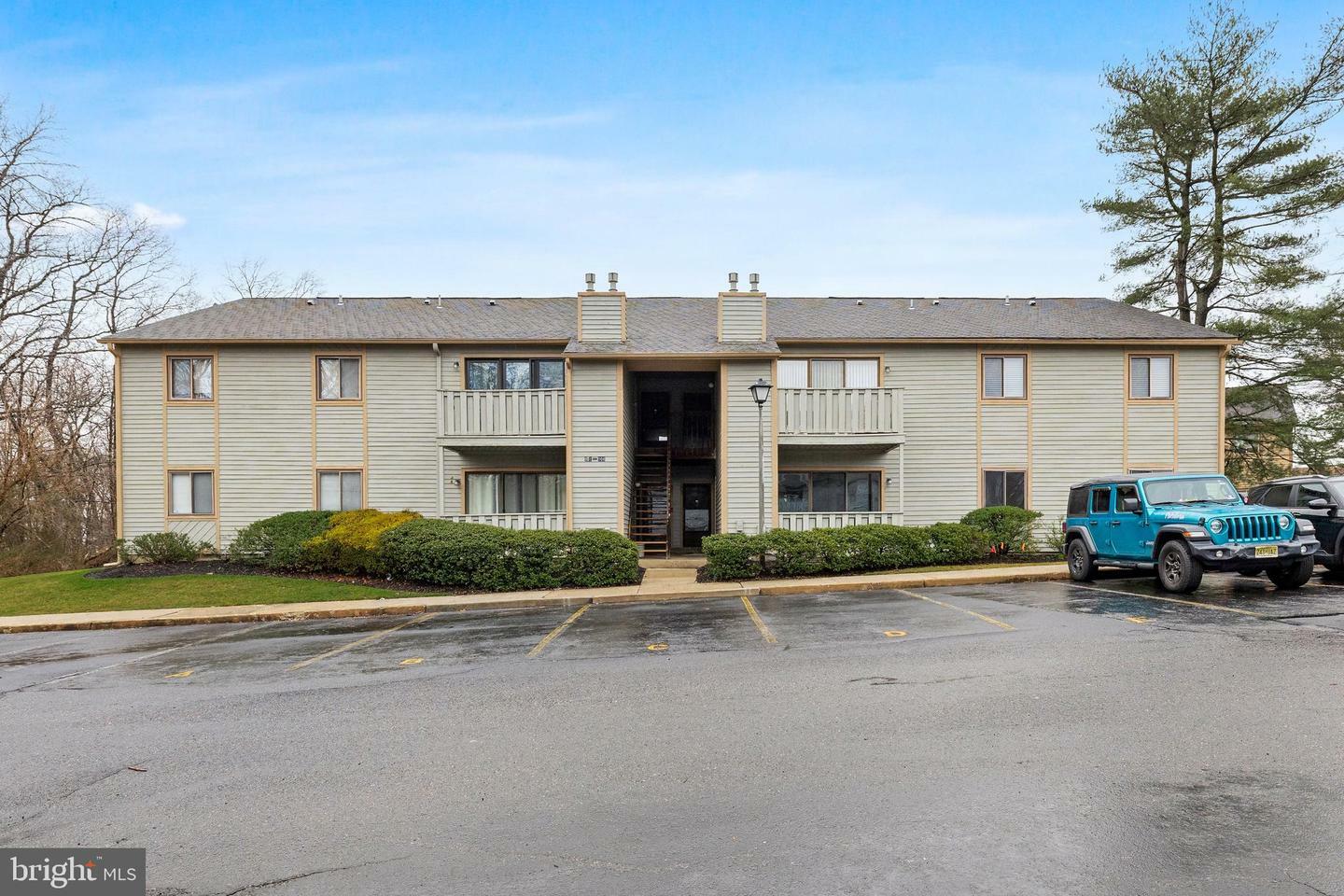 Property Photo: 901 Woodhollow Drive NJ 08053