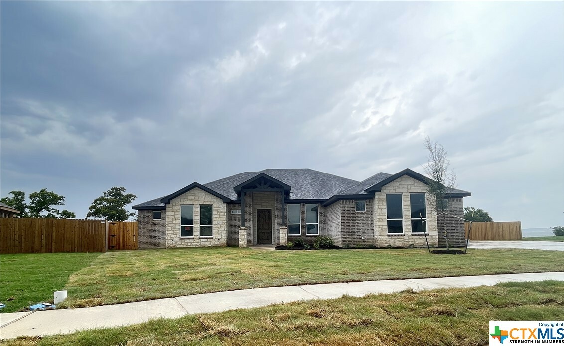 Property Photo:  202 Overlook Trail  TX 76522 