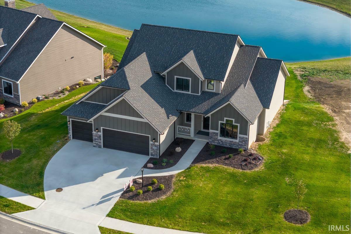 Property Photo: 17998 Carne Cove IN 46765