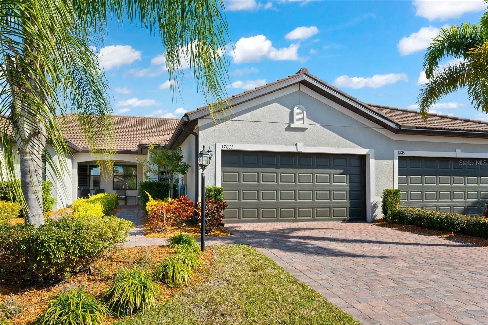 Property Photo:  17611 Camden Drive  FL 34202 