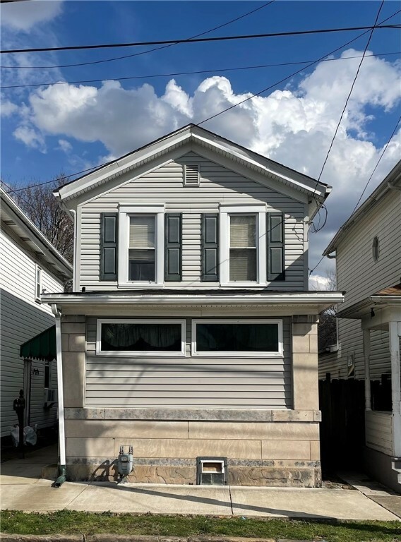 Property Photo:  1414 5th Ave  PA 15010 