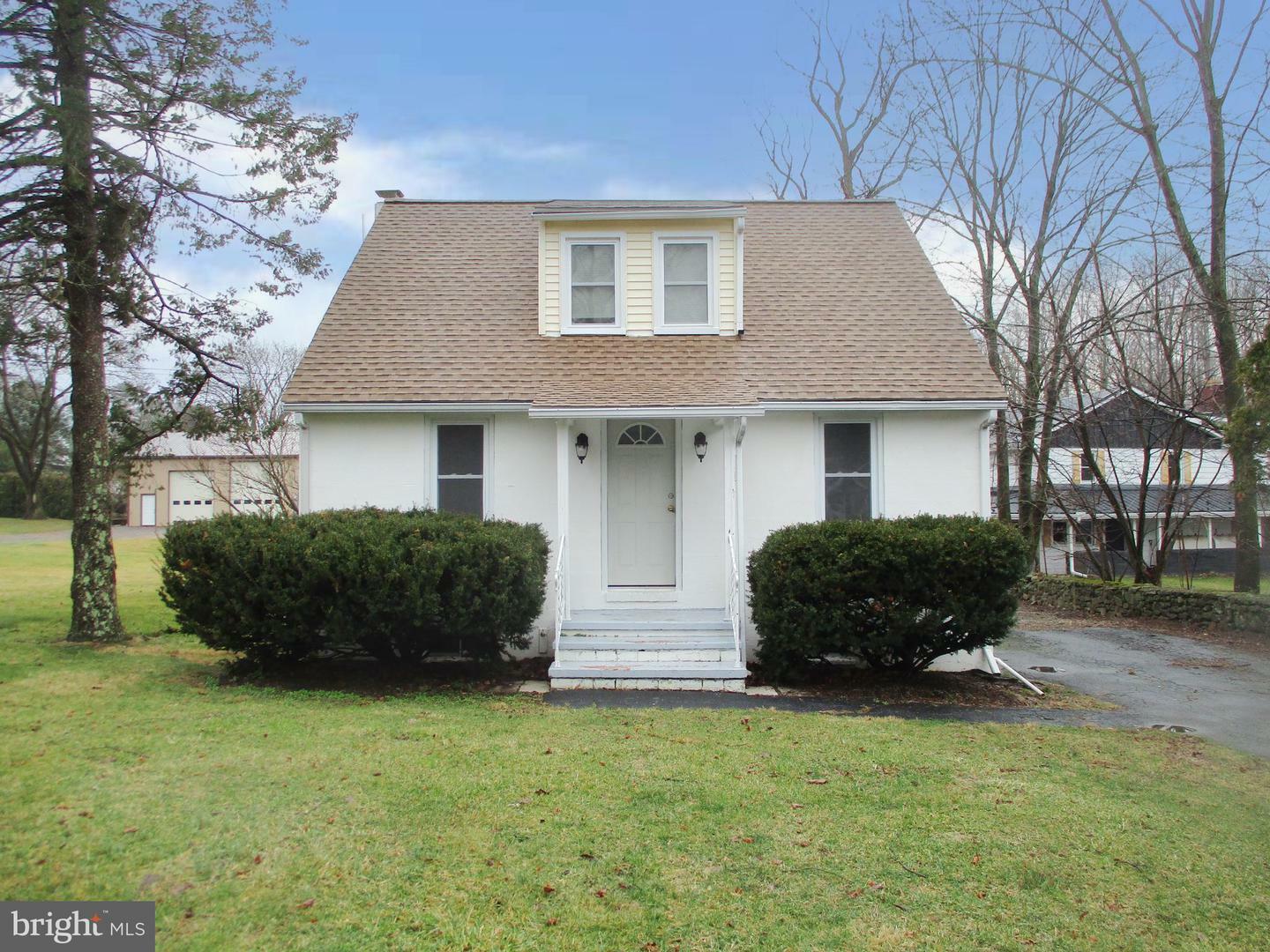 Property Photo:  51 Limekiln Road  PA 19606 