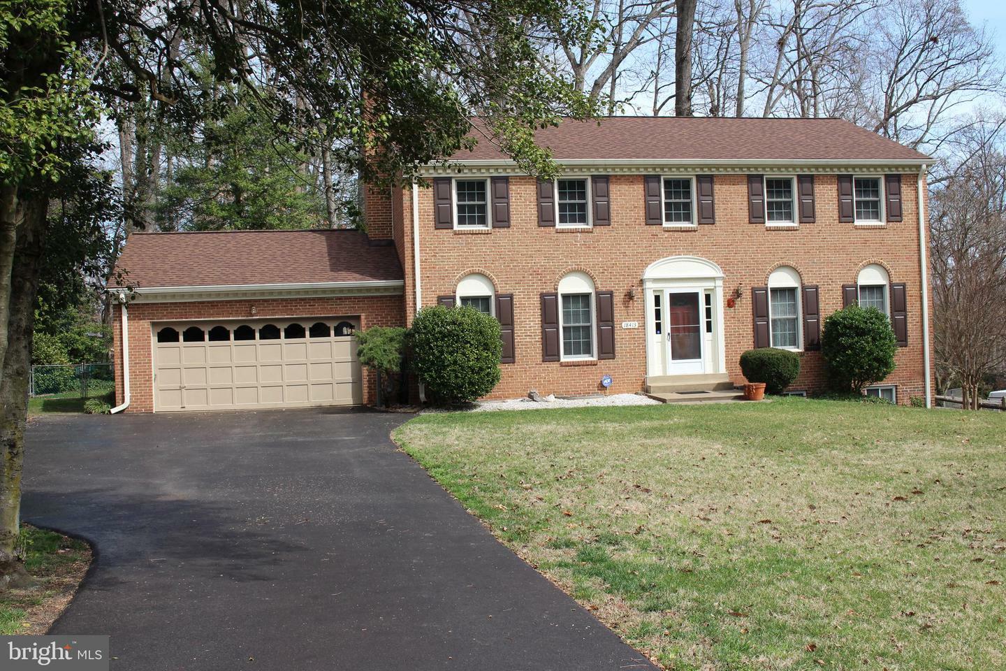 Property Photo:  18413 Cabin Road  VA 22172 